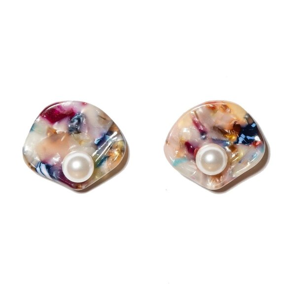 Lele Sadoughi Clamshell Button Stud Earrings - Picture 1 of 2